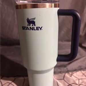 Stanley light blue Tumbler with Navy Handle